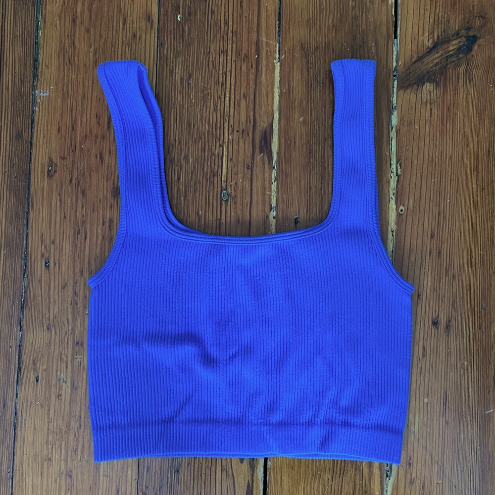 Blue seamless sport top